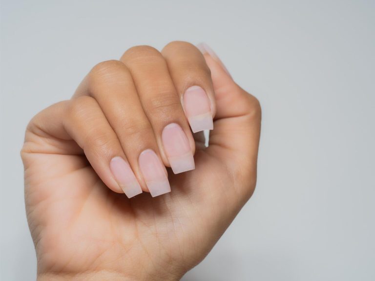 What’s Included In A Standard Polygel Nail Kit?